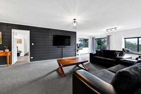 Photo of property in 23b Veale Road, Frankleigh Park, New Plymouth, 4310