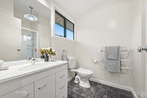 Photo of property in 172b Plateau Road, Te Marua, Upper Hutt, 5018