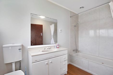 Photo of property in 17 Plunket Avenue, Papatoetoe, Auckland, 2104