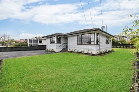 Photo of property in 20 Matapouri Road, Mangere Bridge, Auckland, 2022