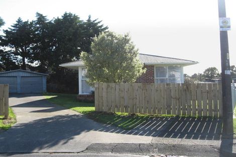 Photo of property in 10 Leonard Place, Otara, Auckland, 2023