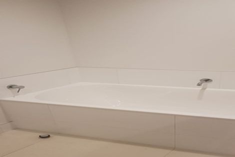 Photo of property in 14 Cochrane Road, Hobsonville, Auckland, 0616