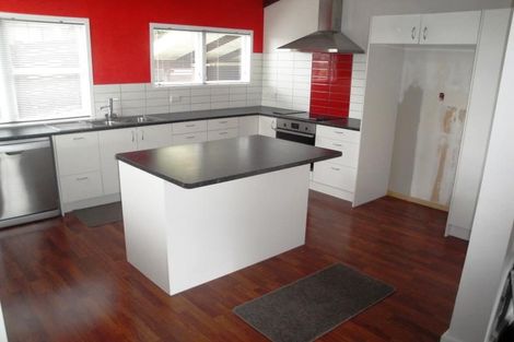 Photo of property in 14 Callender Terrace, Paraparaumu Beach, Paraparaumu, 5032