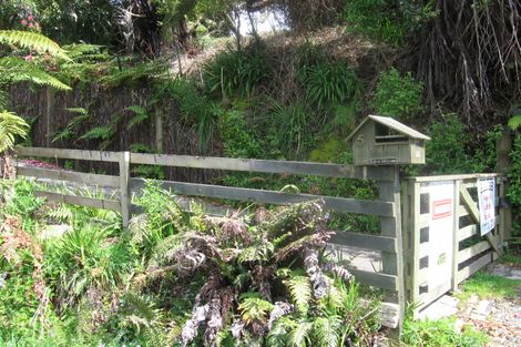 Photo of property in 5 Ridge Road, Lake Okareka, Rotorua, 3076