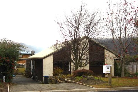Photo of property in 30 Hood Crescent, Arrowtown, 9302