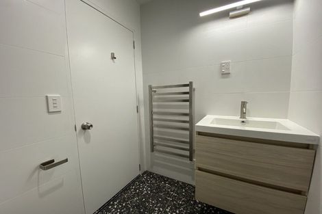 Photo of property in 12a Lawson Place, Mount Victoria, Wellington, 6011