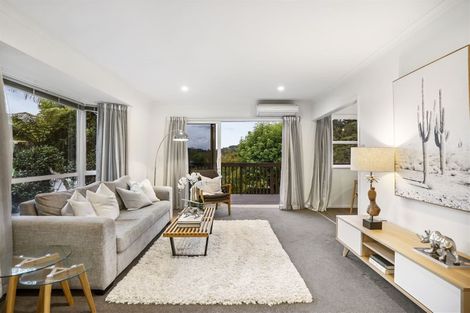 Photo of property in 58 Eskdale Road, Birkdale, Auckland, 0626