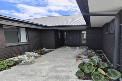 Photo of property in 48 Graeme Foote Street, Darfield, 7510