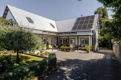 Photo of property in 33 Rexwood Street, Carterton, 5713