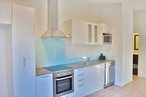 Photo of property in 20 The Close, Greenhithe, Auckland, 0632