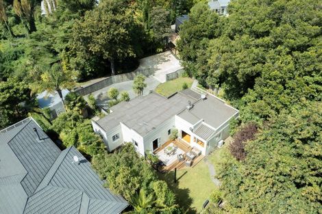 Photo of property in 6 Ormond Road, Hospital Hill, Napier, 4110