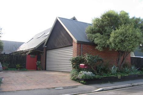 Photo of property in 2/4 Herbs Place Cashmere Christchurch City
