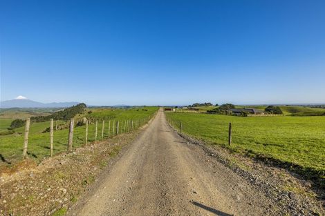 Photo of property in 890a Otaraoa Road, Tikorangi, Waitara, 4383