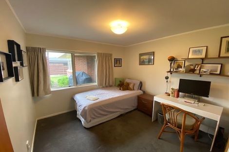 Photo of property in 11 Ngamotu Place, Mount Maunganui, 3116