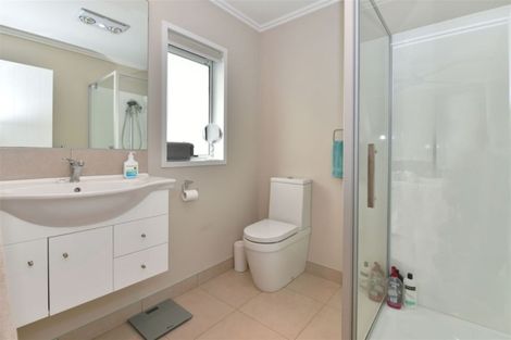 Photo of property in 2 Bella Vista Drive, Gulf Harbour, Whangaparaoa, 0930