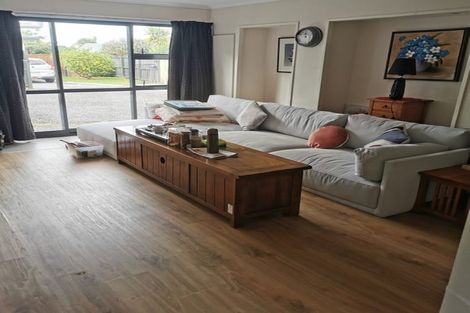 Photo of property in 133 Florence Avenue, Orewa, 0931