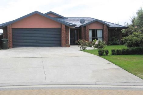 Photo of property in 9 Gainsborough Court, Rolleston, 7614