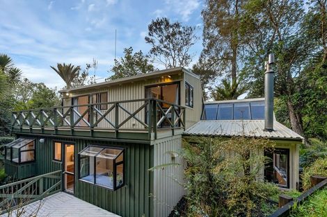 Photo of property in 576c South Titirangi Road, Titirangi, Auckland, 0604