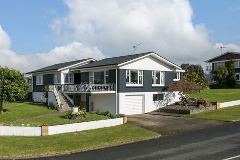 Photo of property in 2 Mountain View Drive, Te Awamutu, 3800