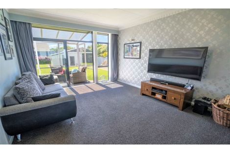 Photo of property in 242 Chelmsford Street, Waverley, Invercargill, 9810