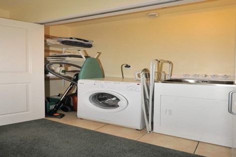 Photo of property in 86 Karepa Street, Brooklyn, Wellington, 6021