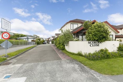 Photo of property in 2 Scorian Close, Karori, Wellington, 6012