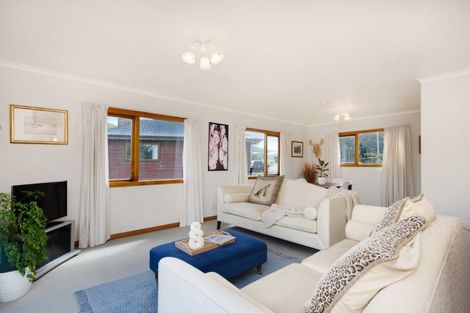 Photo of property in 1 Frobisher Street, Island Bay, Wellington, 6023