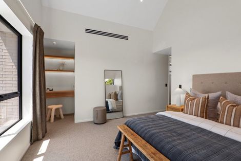 Photo of property in 152 Idris Road, Strowan, Christchurch, 8052