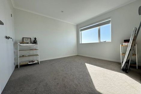 Photo of property in 31b Hill Crescent, Papakura, 2110