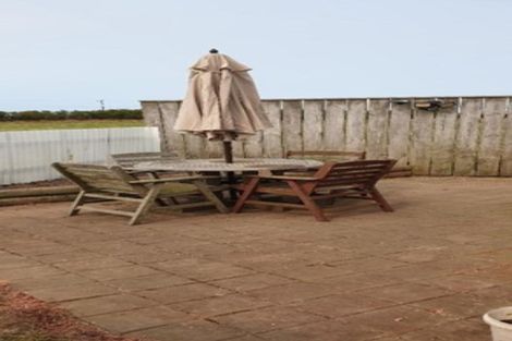 Photo of property in 20 Kaharoa Road, Patea, 4597