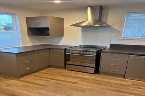 Photo of property in 35 Railway Road, Bunnythorpe, Palmerston North, 4478