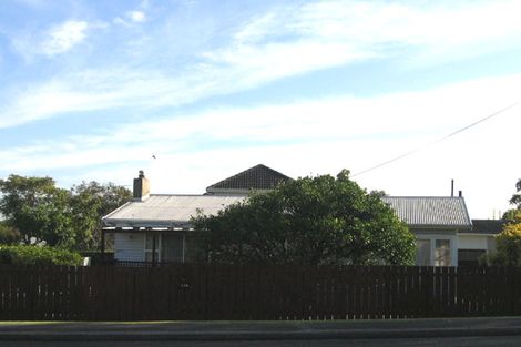 Photo of property in 134 Chivalry Road, Glenfield, Auckland, 0629