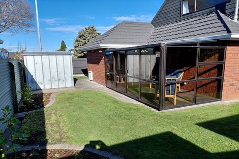 Photo of property in 17 Mcarthur Street, Terrace End, Palmerston North, 4410