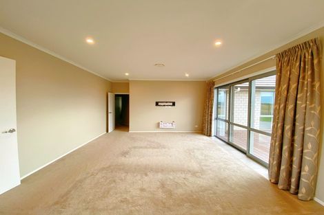 Photo of property in 53 Sylvester Crescent, Flagstaff, Hamilton, 3210