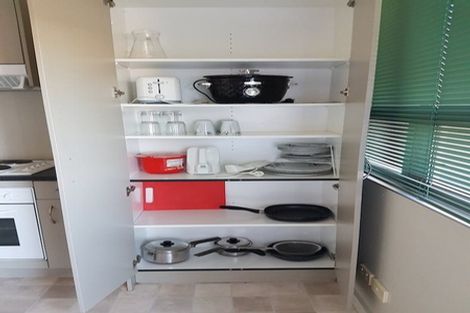 Photo of property in Mclean Towers, 2f/3 Shakespeare Road, Napier South, Napier, 4110