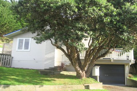 Photo of property in 29 Franklyn Road, Tawa, Wellington, 5028