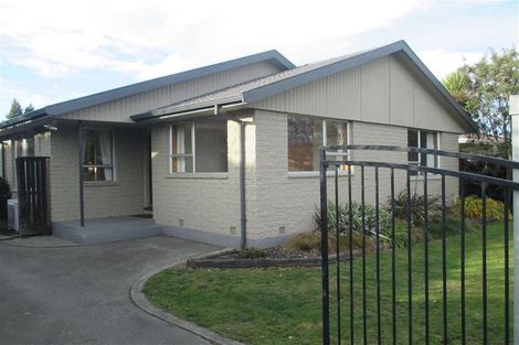 Photo of property in 61 Charnwood Crescent, Bishopdale, Christchurch, 8051