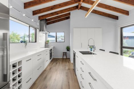 Photo of property in 110 Wharerangi Road, Greenmeadows, Napier, 4112