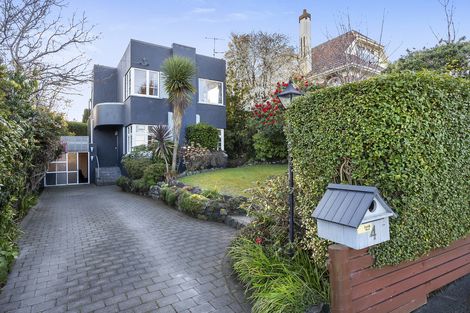 Photo of property in 4 Lawson Street, Roslyn, Dunedin, 9011