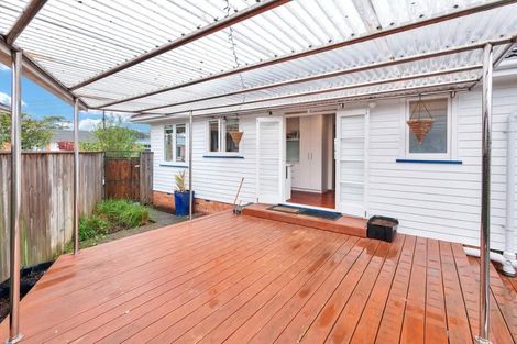 Photo of property in 5 Anthony Place, Pakuranga, Auckland, 2010