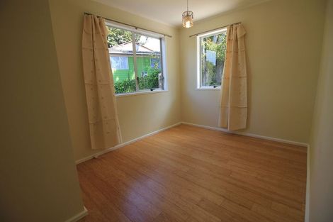 Photo of property in 16 Jayne Place, Torbay, Auckland, 0630
