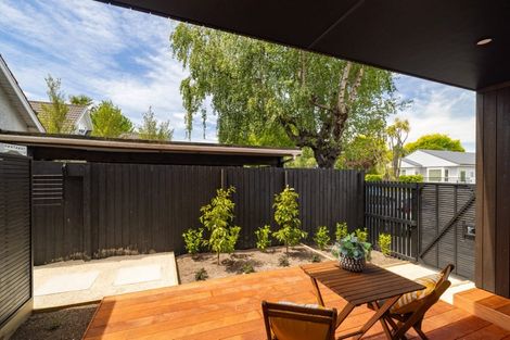 Photo of property in 7/9 Innes Road, St Albans, Christchurch, 8052