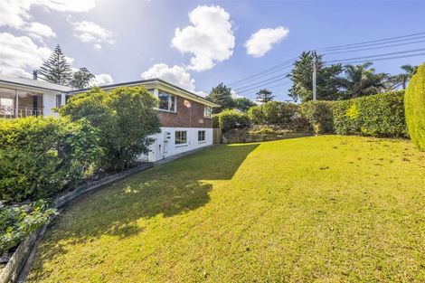 Photo of property in 110 Grande Vue Road, Hillpark, Auckland, 2102