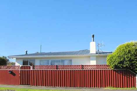 Photo of property in 5 Palmerston Road, Havelock North, 4130