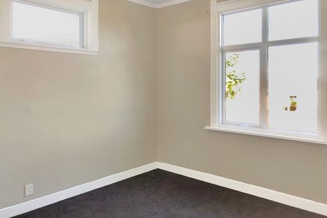 Photo of property in 1 Ashton Terrace, Castlecliff, Whanganui, 4501