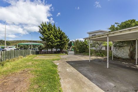 Photo of property in 88a Mana Esplanade, Paremata, Porirua, 5026