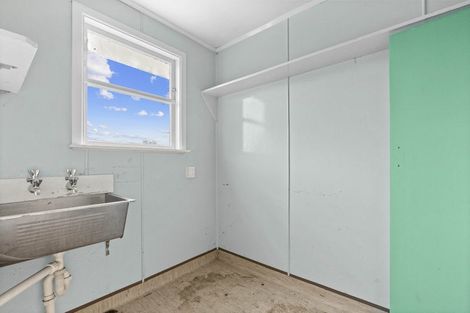 Photo of property in 83 River Road, Masterton, 5810