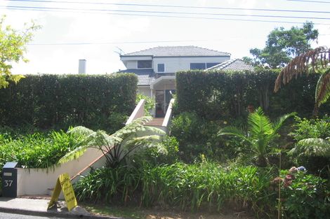 Photo of property in 37a Belmont Terrace, Milford, Auckland, 0620