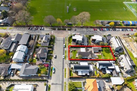 Photo of property in 20 Roa Road, Fendalton, Christchurch, 8041