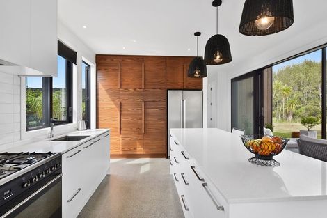 Photo of property in 271 Mangatawhiri Road, Omaha, 0986